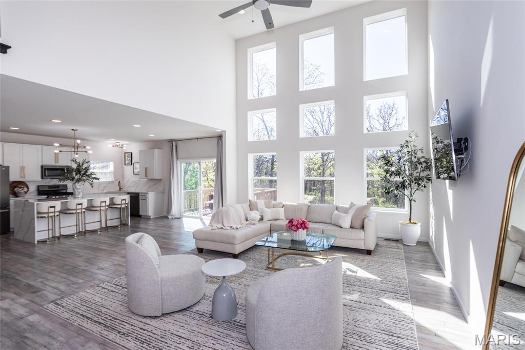 Shadow Point - Residential