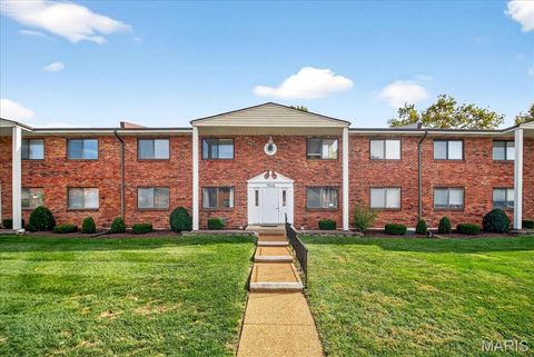 7908 Camelot Lane 1 Crestwood MO 63123