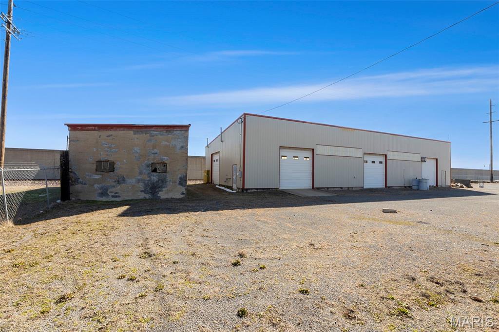 n/a - Commercial Sale