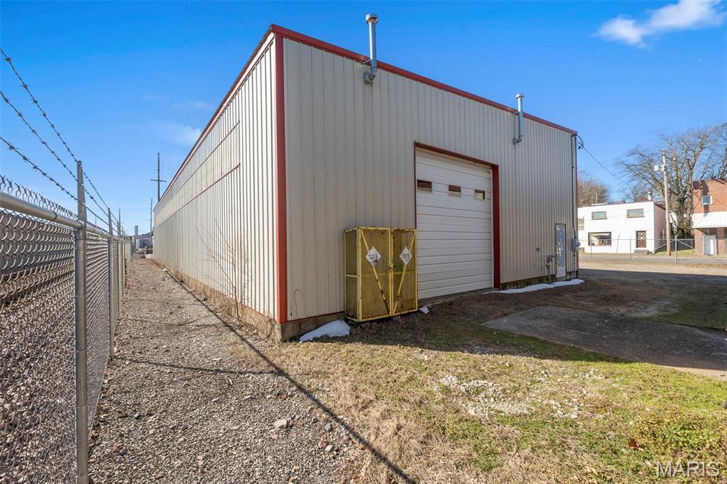 n/a - Commercial Sale