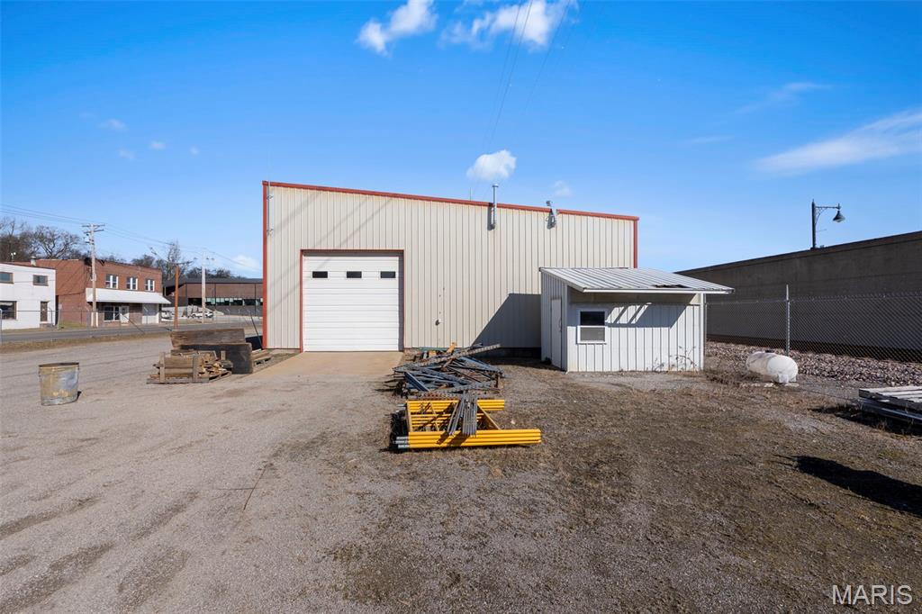 n/a - Commercial Sale