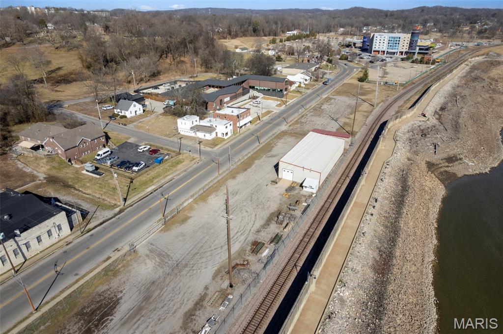 n/a - Commercial Sale