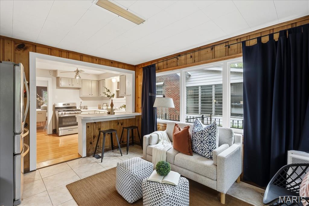 Laughlins Add To Sycamore Hills - Residential