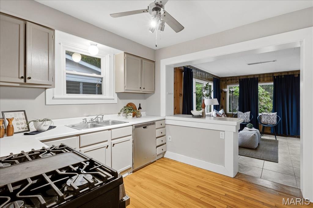Laughlins Add To Sycamore Hills - Residential