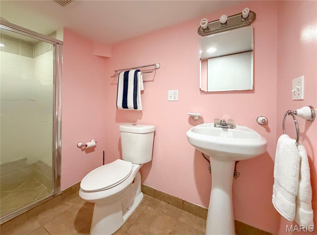 Laughlins Add To Sycamore Hills - Residential