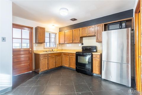 Tiny photo for 9855 Ione Lane, St Louis, MO 63123 (MLS # 25074792)