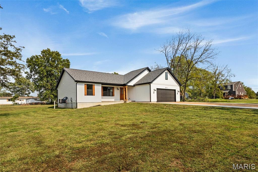 8411 Goldenrod Road