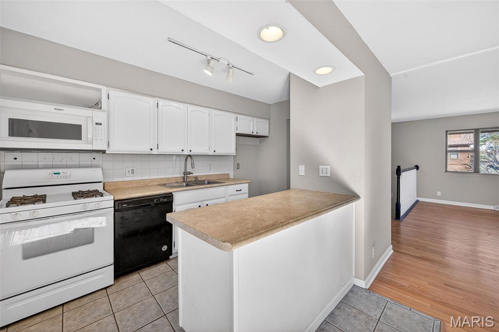 44 Saint Lawrence Drive