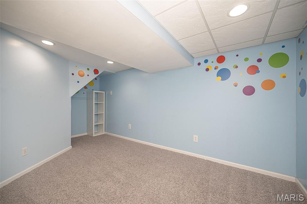 Elmwood Manor - Residential