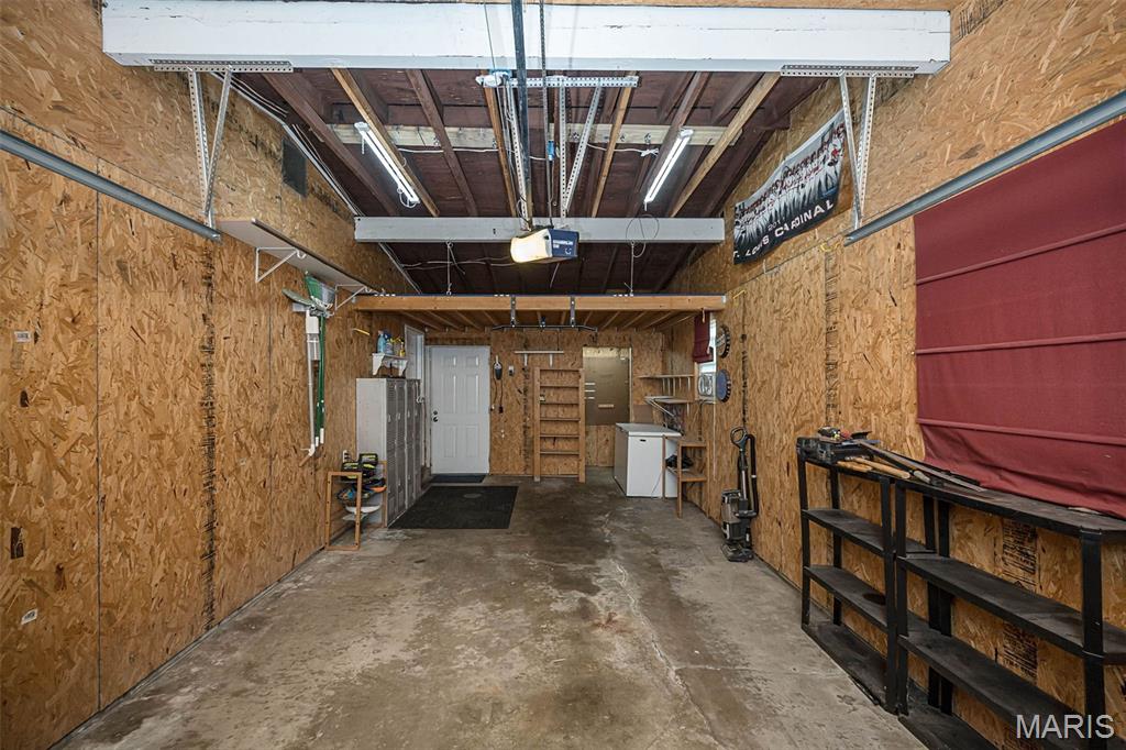 Elmwood Manor - Residential