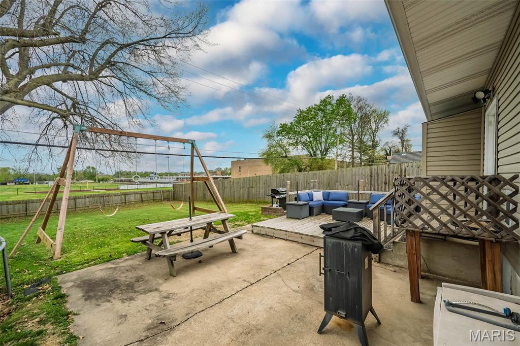 Elmwood Manor - Residential