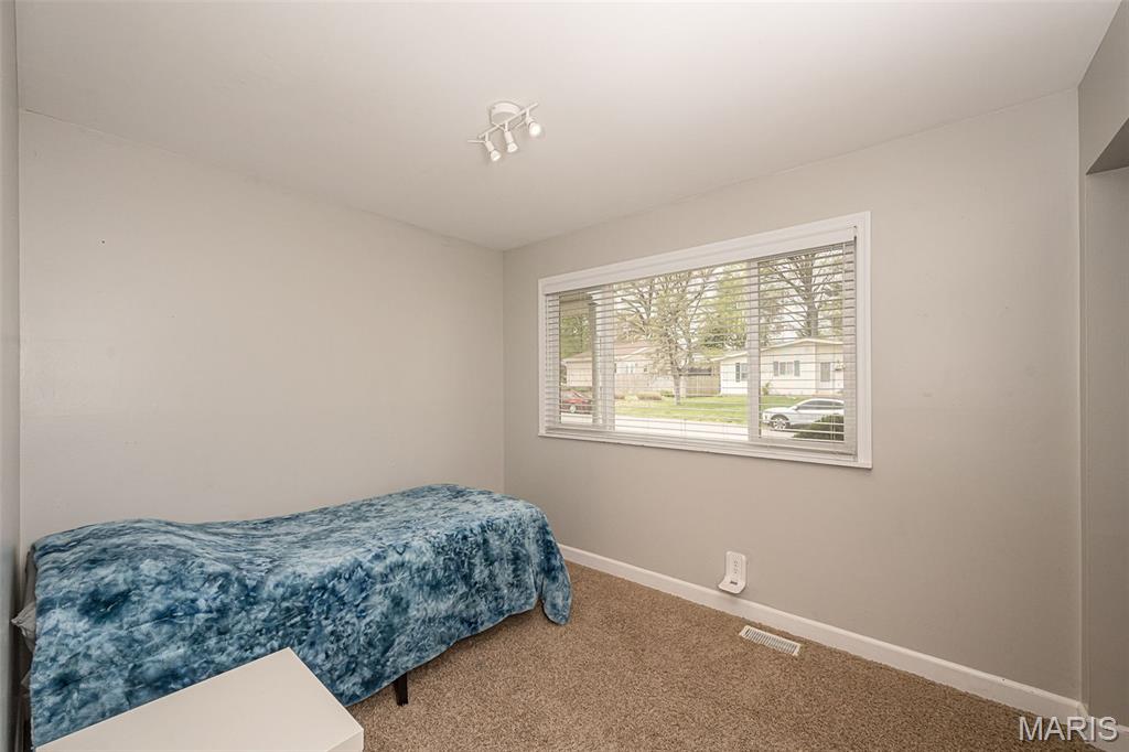 Elmwood Manor - Residential