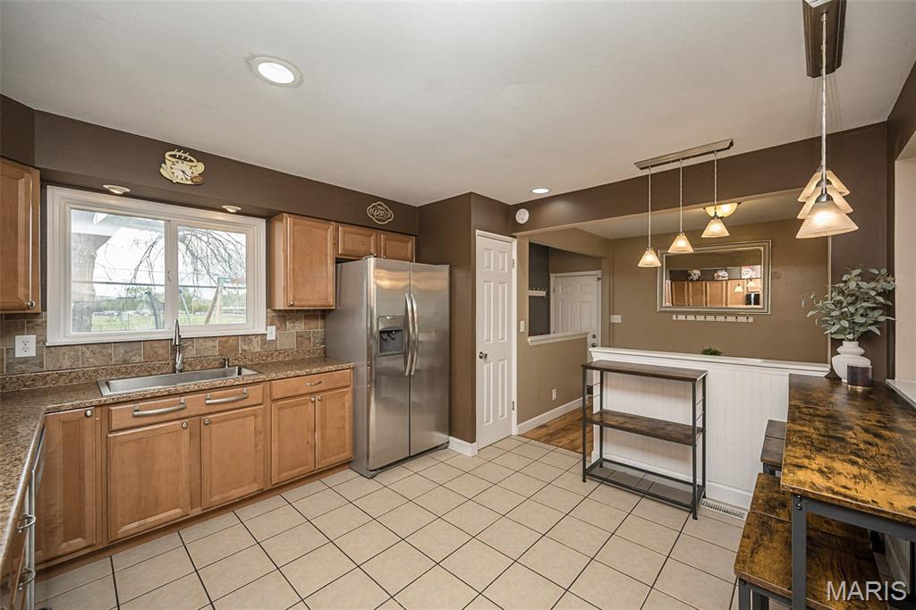 Elmwood Manor - Residential