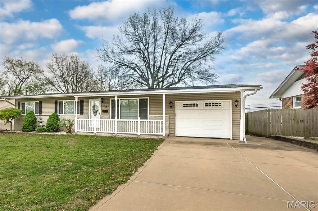 Elmwood Manor - Residential