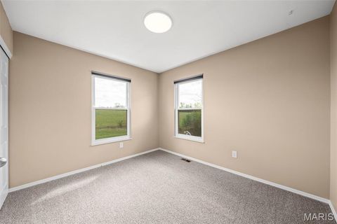 Tiny photo for 134 Autumn Oaks Drive, Troy, MO 63379 (MLS # 26018958)