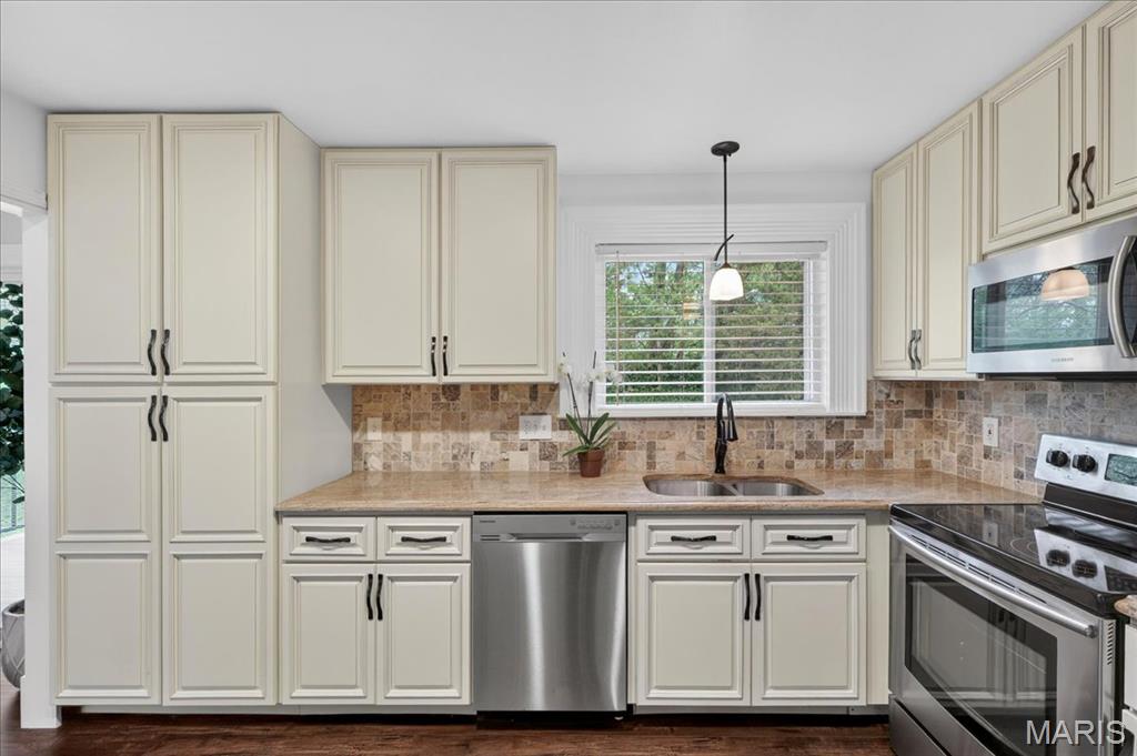 Foxboro Meadows Add - Residential