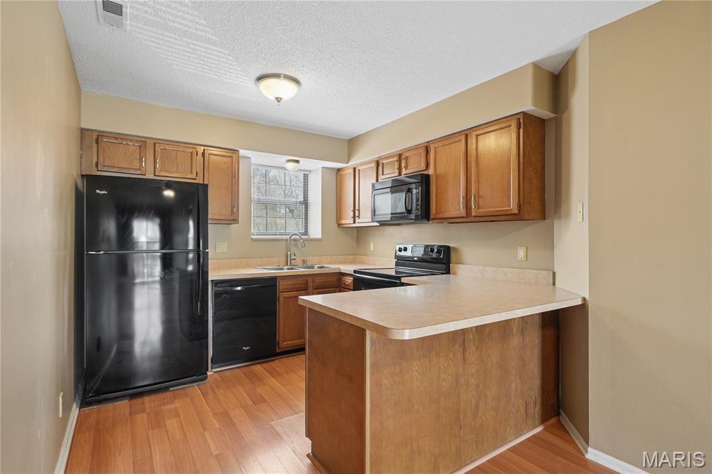 Parkside Condo - Residential