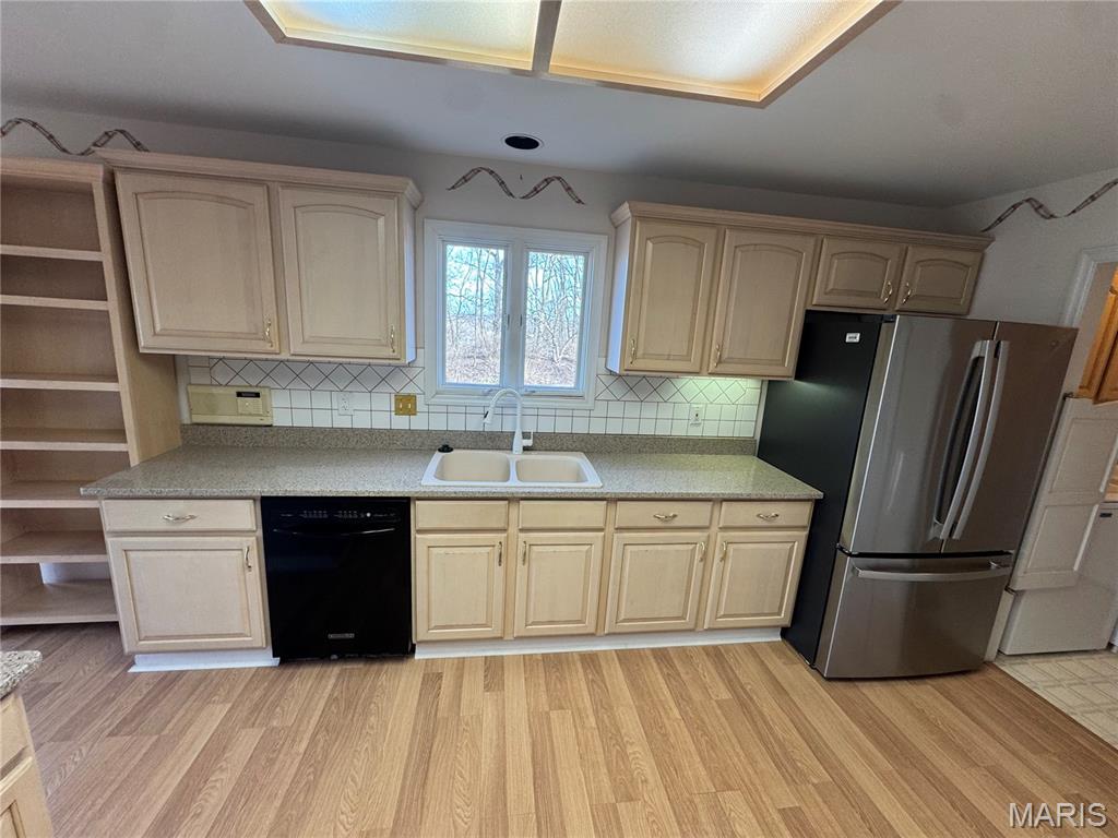 Devilla Trails Resub - Residential Lease