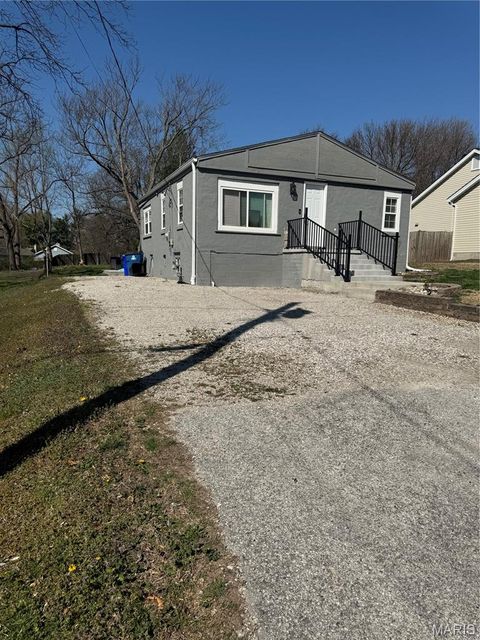 Photo of 3494 Ludlow Avenue, Bridgeton, MO 63044 (MLS # 26018211)