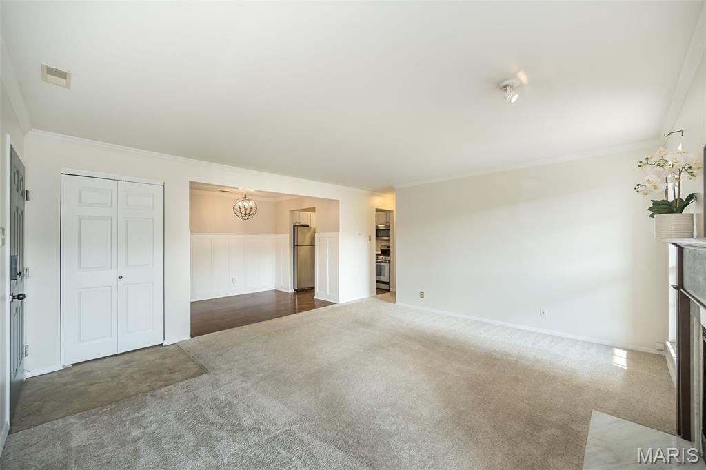 Spring Hill Farm Condo Ph 2 - Residential