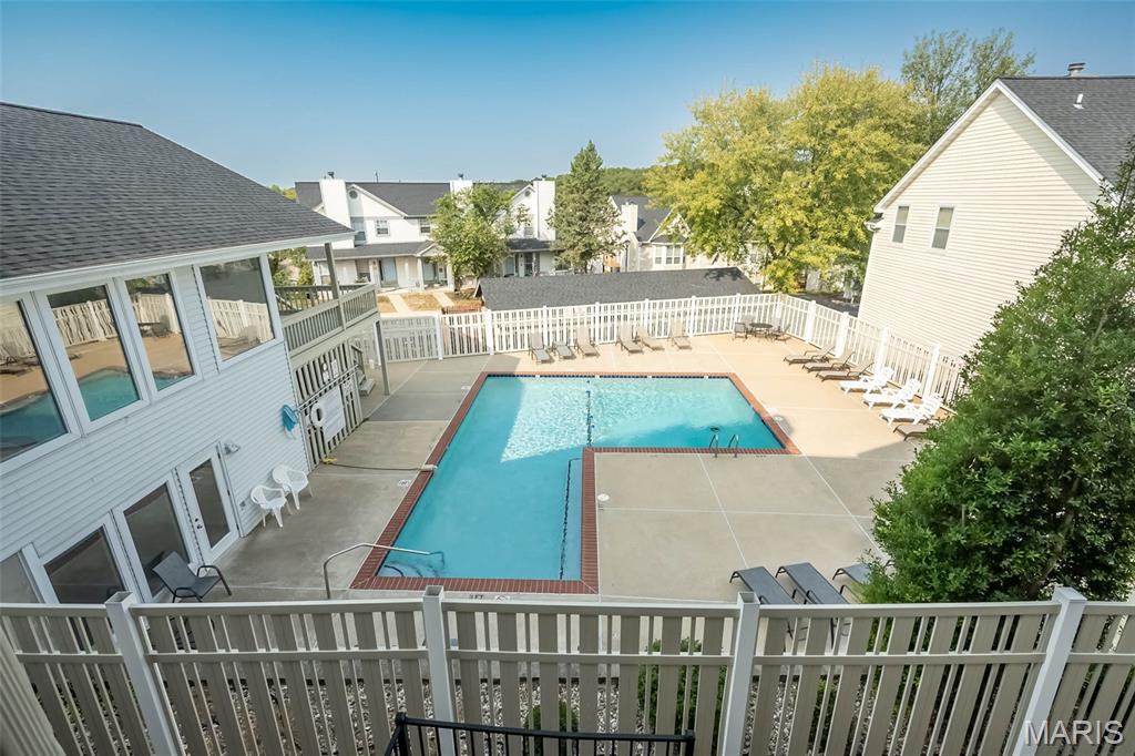 Spring Hill Farm Condo Ph 2 - Residential