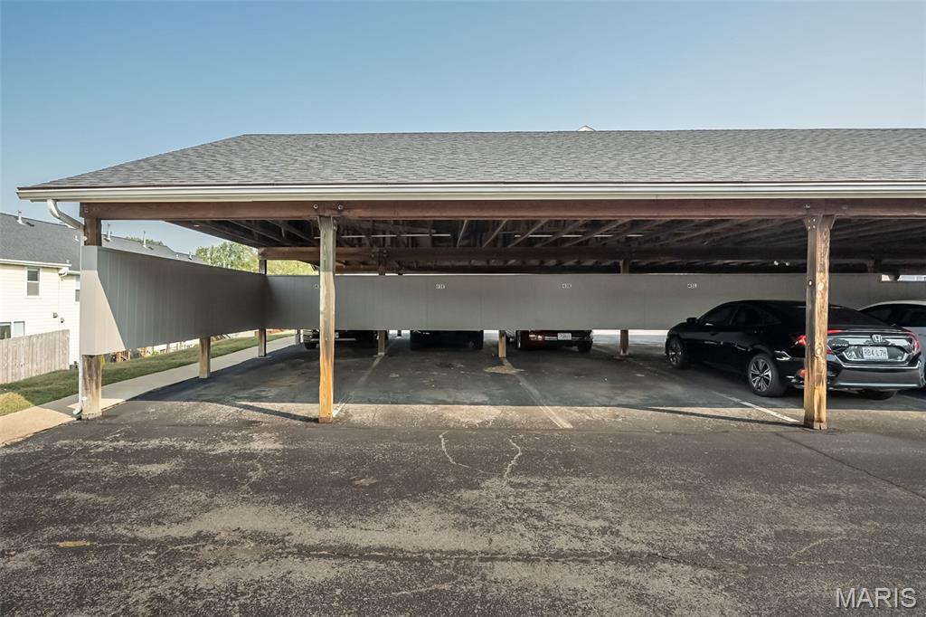 Spring Hill Farm Condo Ph 2 - Residential