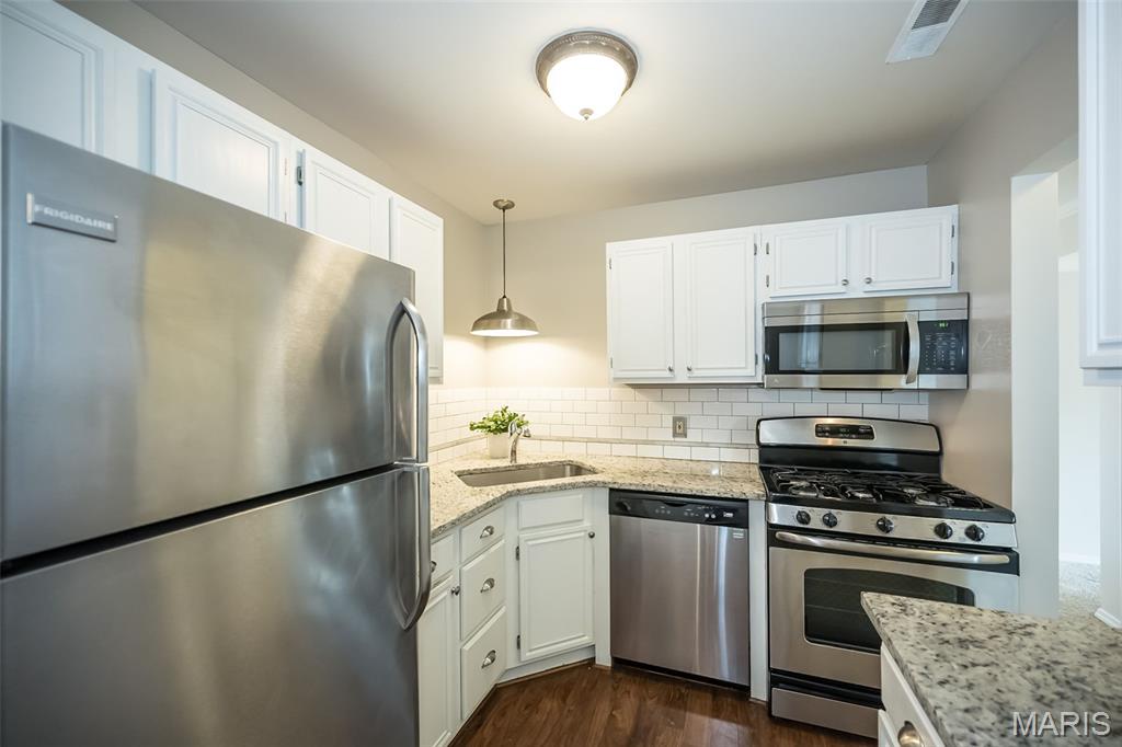 Spring Hill Farm Condo Ph 2 - Residential