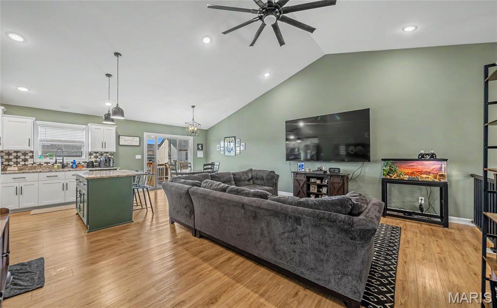 Pinnacle Homes At The Summit - Residential