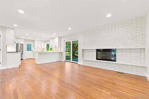 Tiny photo for 849 Charlesgate Drive, St Louis, MO 63132 (MLS # 26043779)