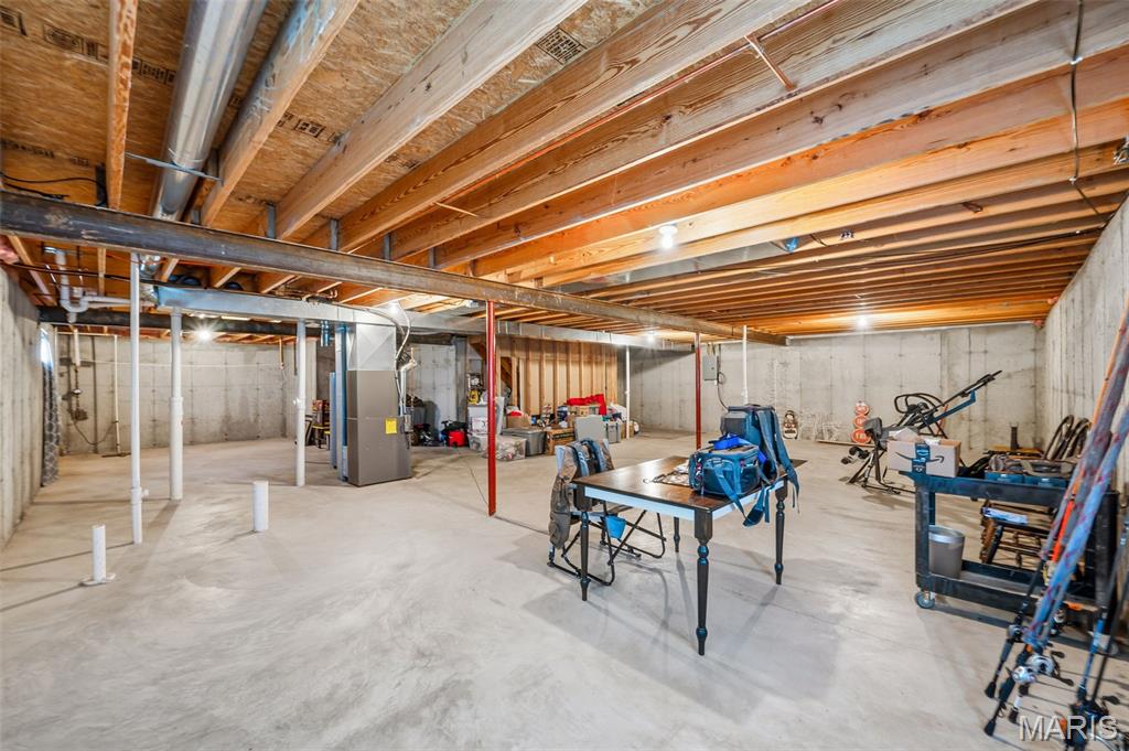 Oakview Villas & Arlington Condos - Residential