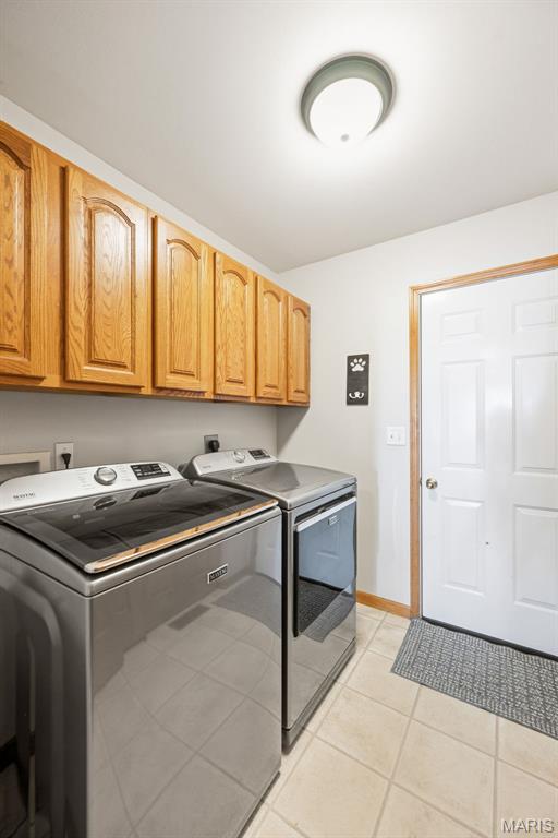 Oakview Villas & Arlington Condos - Residential