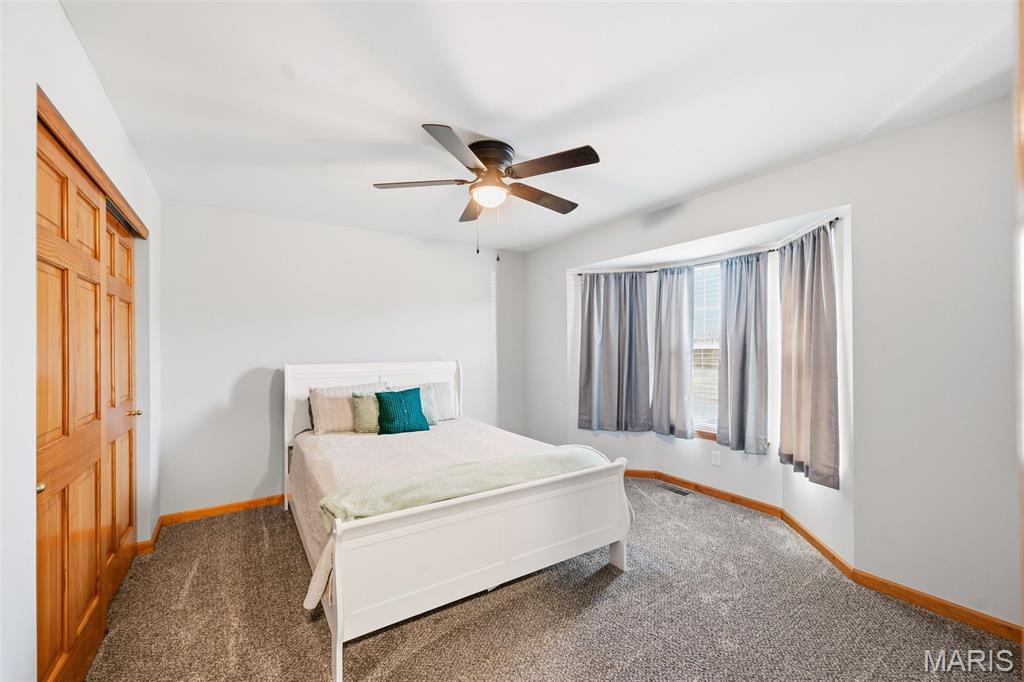 Oakview Villas & Arlington Condos - Residential