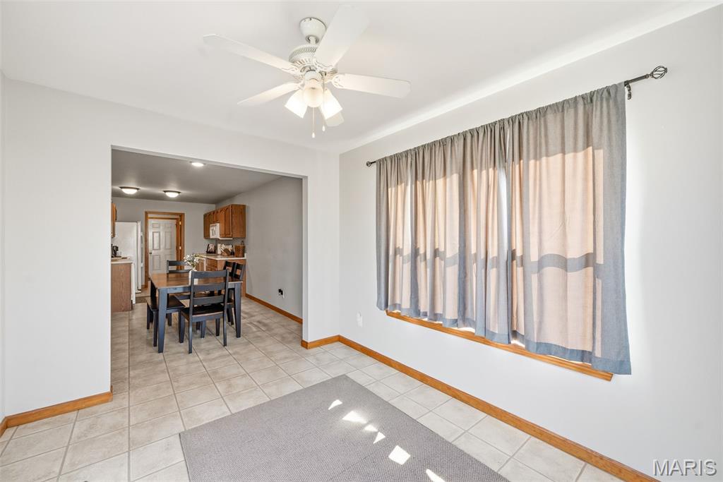 Oakview Villas & Arlington Condos - Residential