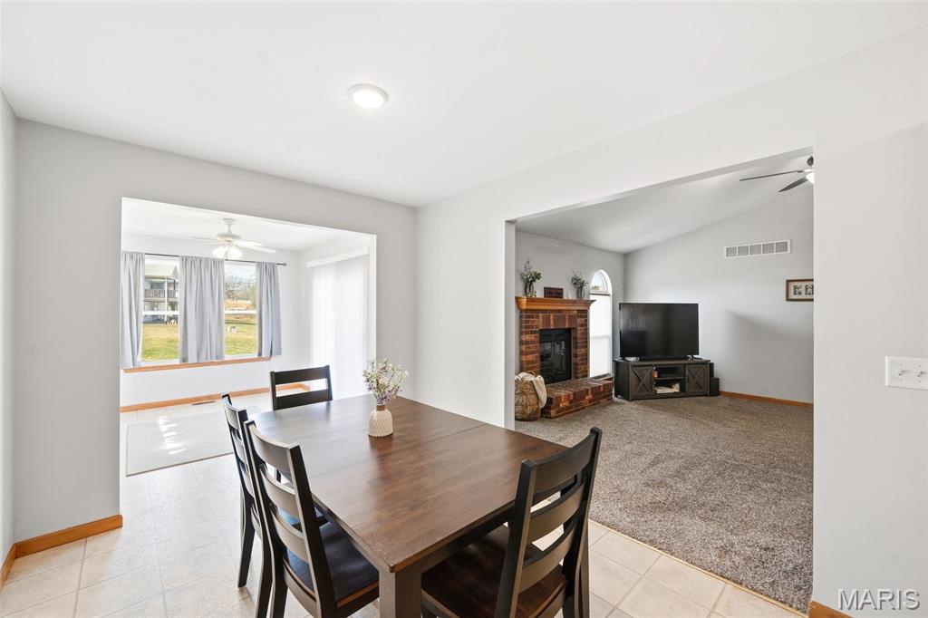 Oakview Villas & Arlington Condos - Residential