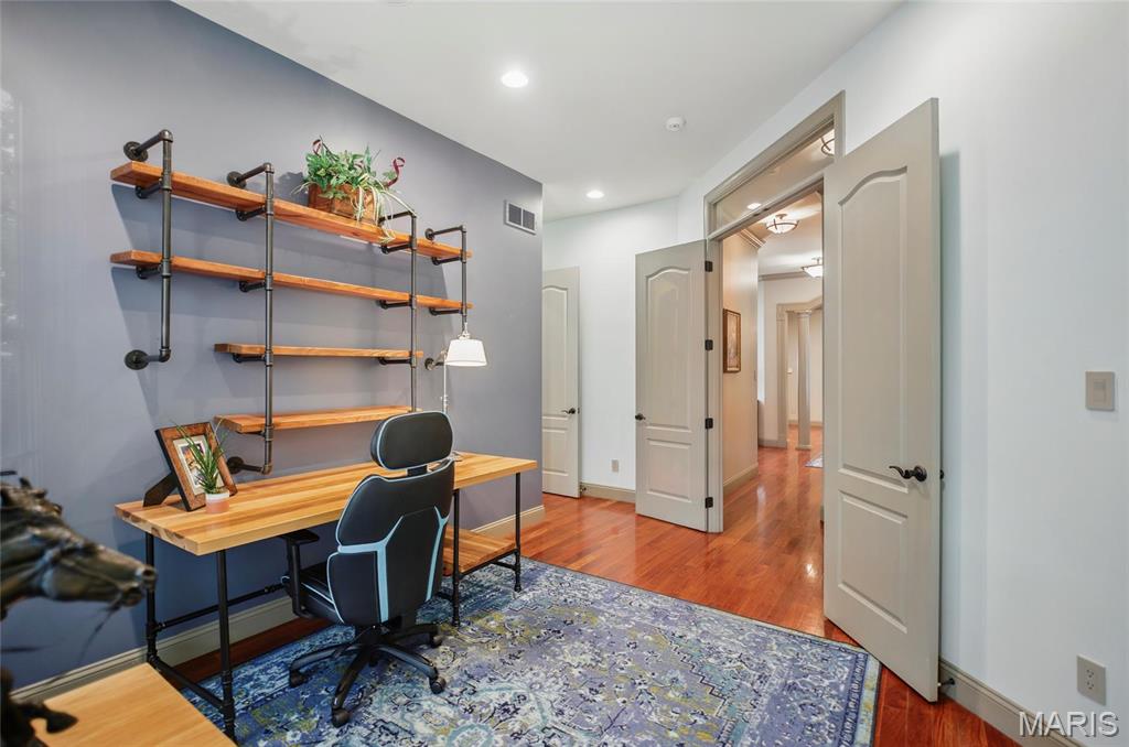 Christopher Bluffs - Residential