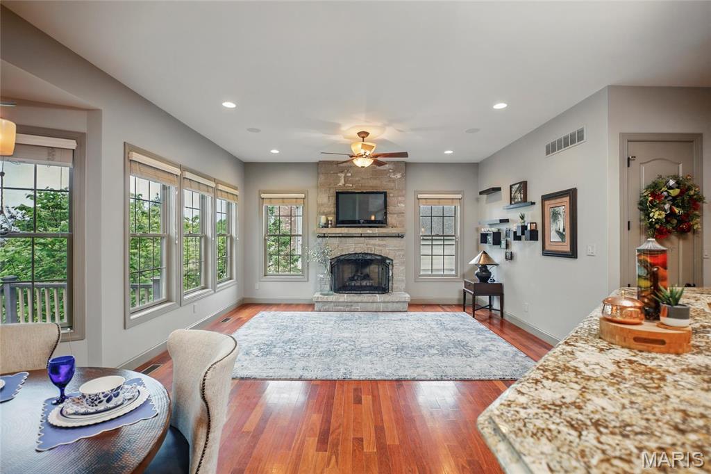 Christopher Bluffs - Residential