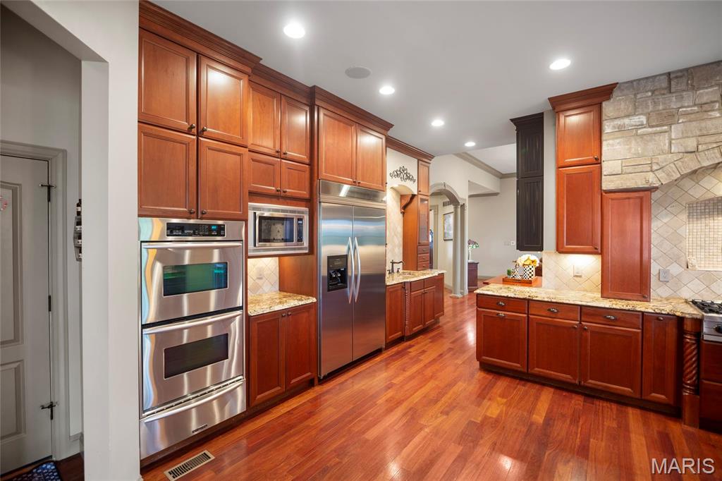 Christopher Bluffs - Residential