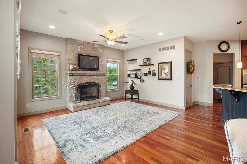 Christopher Bluffs - Residential