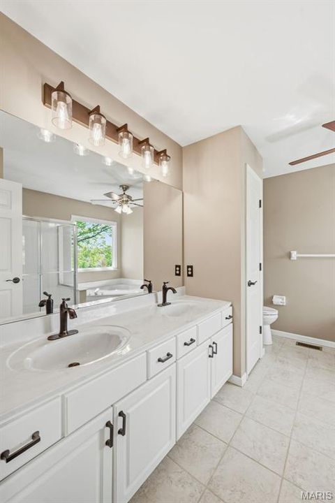 Tiny photo for 16762 Kingstowne Estates Drive, Wildwood, MO 63011 (MLS # 26022326)