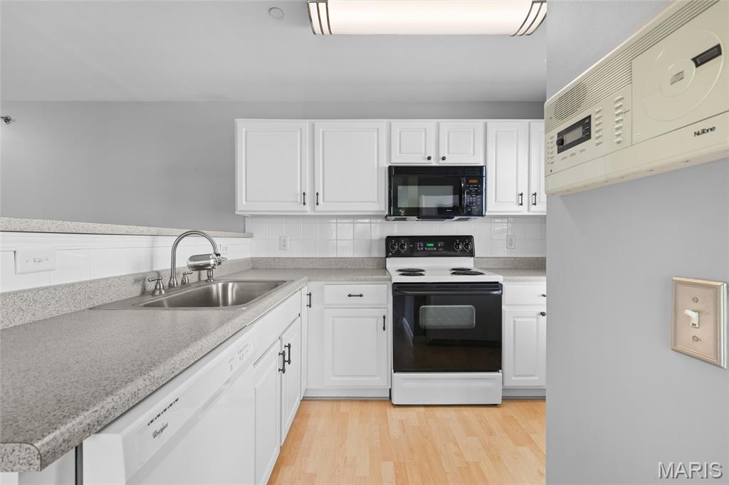 Arbor Creek Condo - Residential