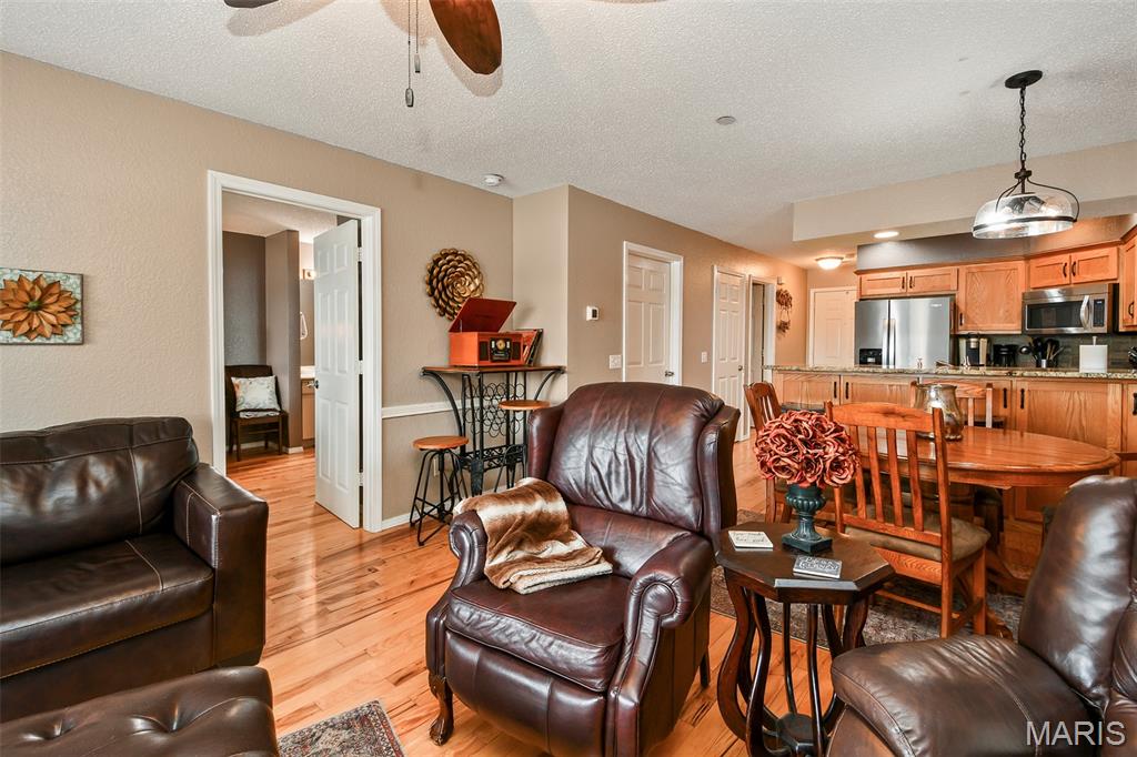 Emerald Pointe - Residential