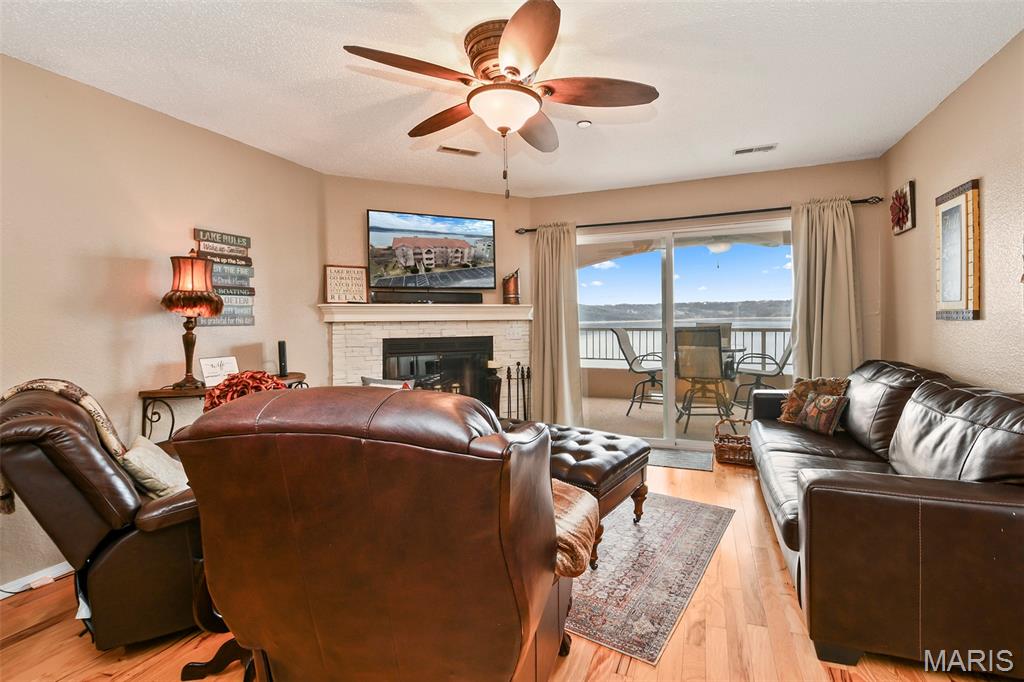 Emerald Pointe - Residential