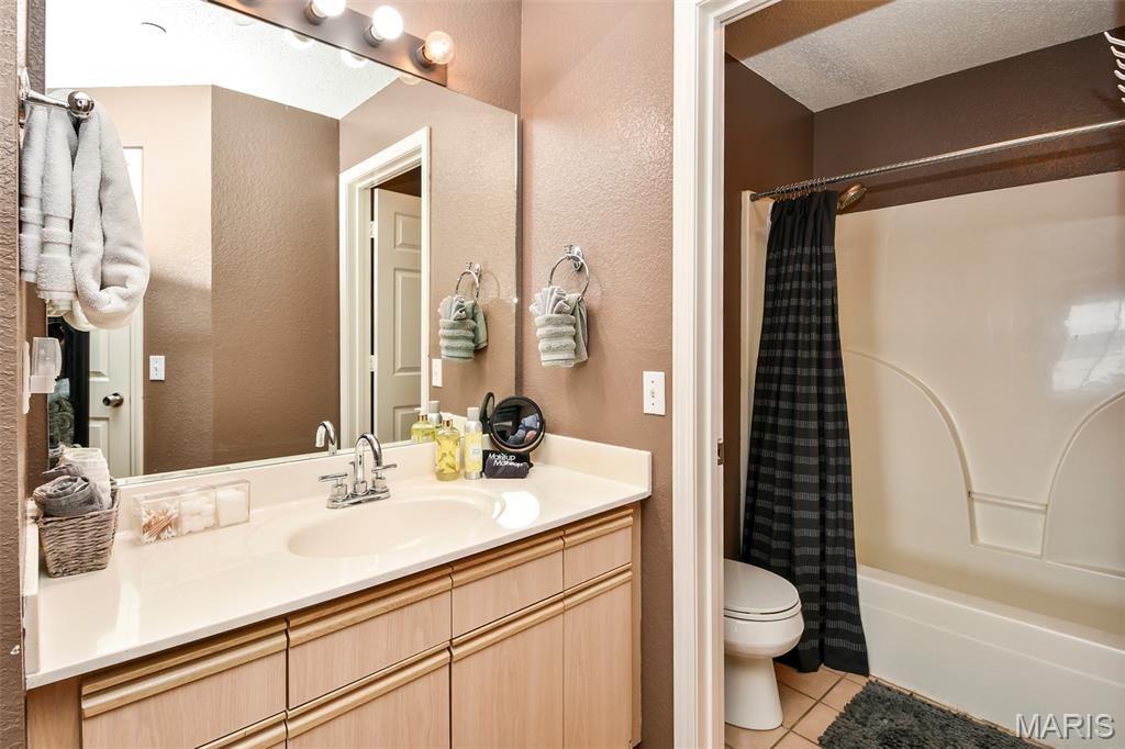 Emerald Pointe - Residential