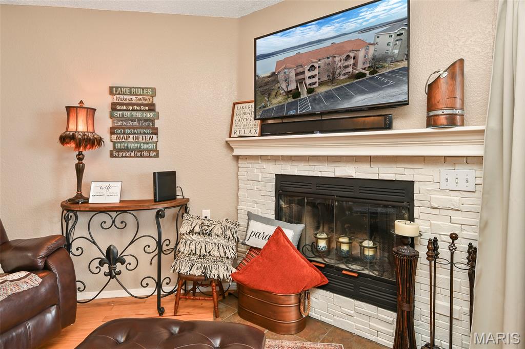 Emerald Pointe - Residential