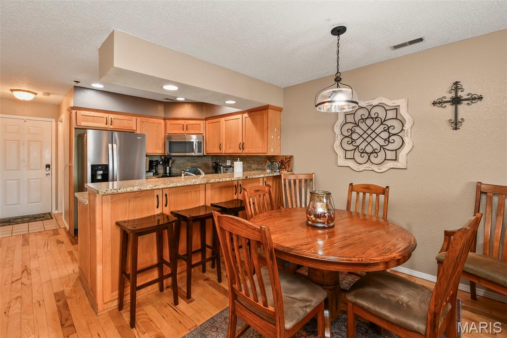 Emerald Pointe - Residential