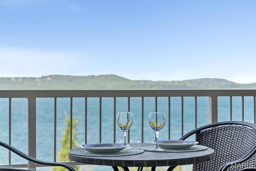 Emerald Pointe - Residential