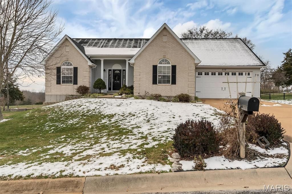Photo of 372 Martin Field Court, Villa Ridge, MO 63089 (MLS # 25080063)
