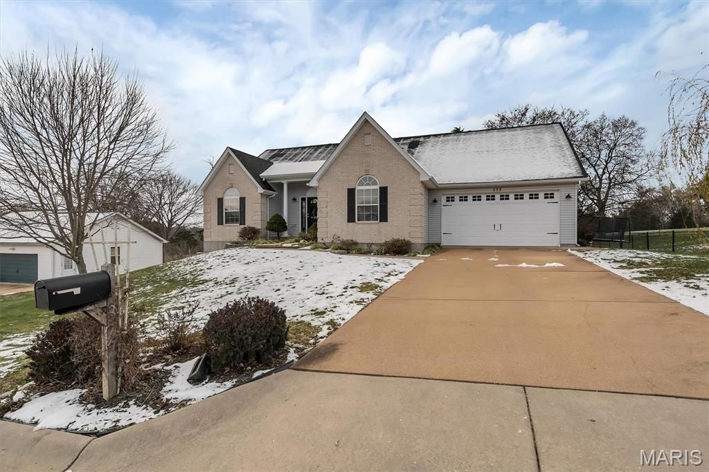 Photo of 372 Martin Field Court, Villa Ridge, MO 63089 (MLS # 25080063)