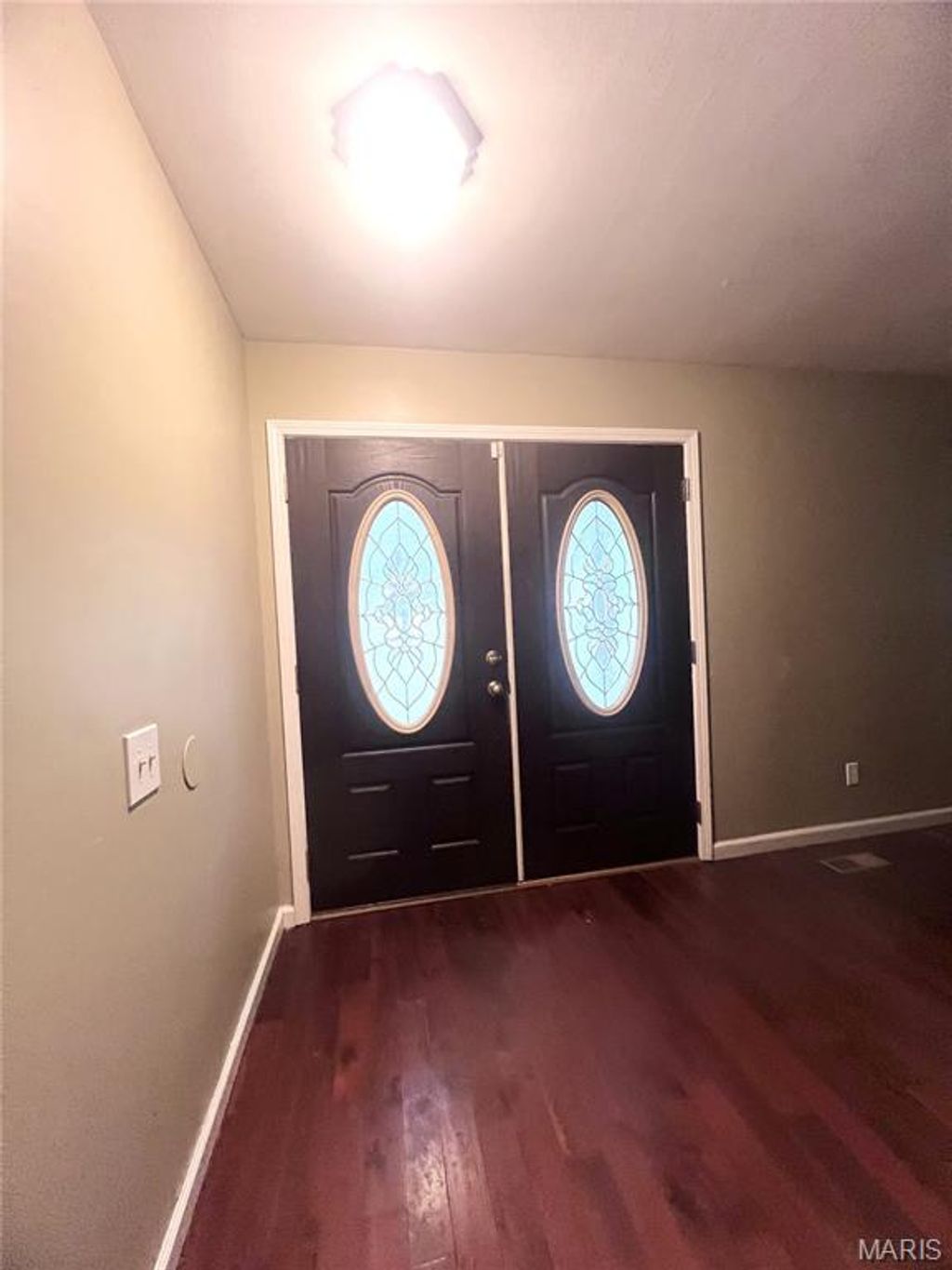 Photo of 5891 Sir Edward Lane, Florissant, MO 63033 (MLS # 26026748)