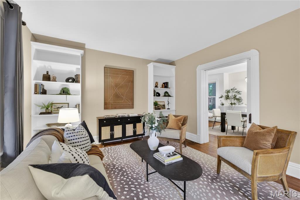 Tuxedo Park - Residential